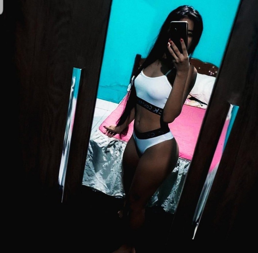 Tan bella ella | Xpaja