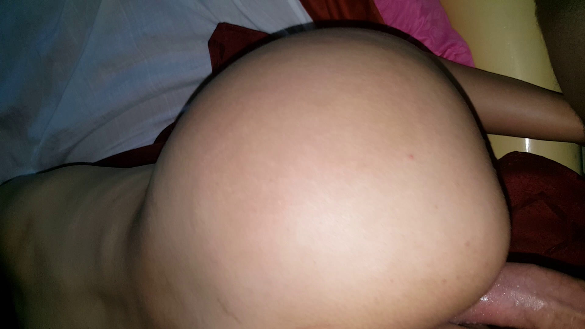Alejandra en 4 mostrando su coño | Xpaja